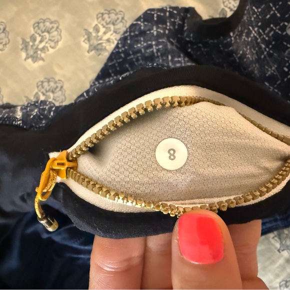 Lululemon Speed Up 2.5in - Picture 3 of 4